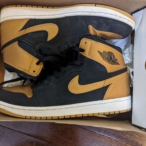 Jordan 1 Retro Melo PE